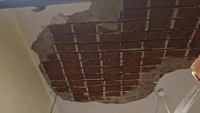 Second Ceiling Collapse in 2 Days at Agra University: Staff Injured in Major Safety Lapse