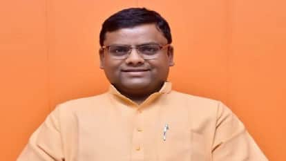 Rampur: BJP MLA Rajbala's husband beats laborers and contractor, withholds wages; police register case