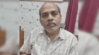 Regional Marketing Officer of Tilhar Naveen Mandi Apprehended Red-Handed While Accepting Bribe of 9000 rs