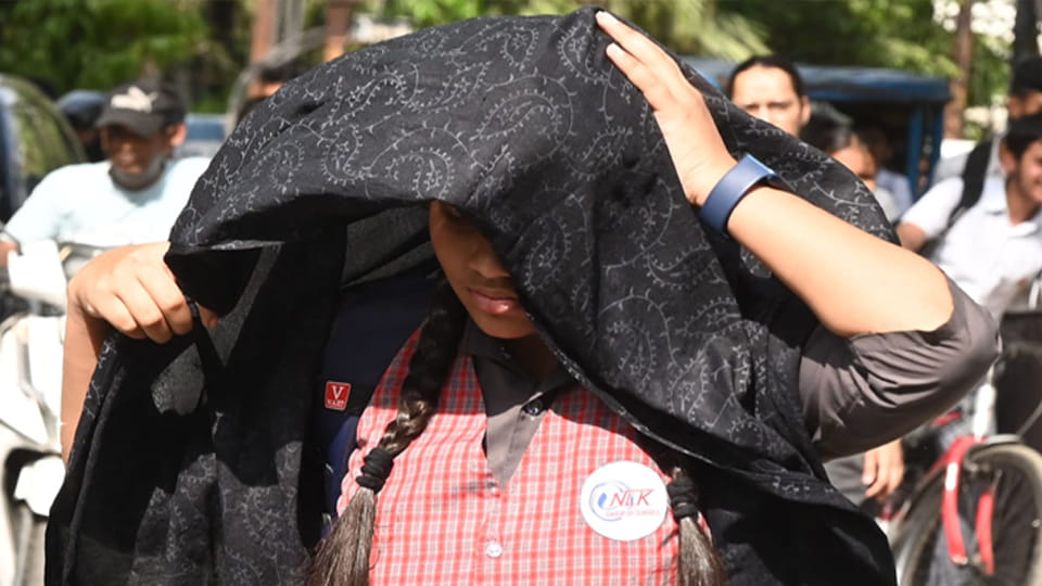 Severe heatwave grips Rajasthan with temperatures nearing 44°C; heatwave alert issued in several districts