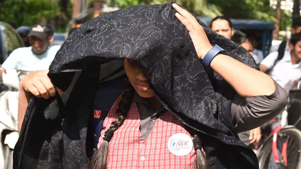 UP Weather Update: Temperature in Kanpur Crosses 43 Degrees for the First Time