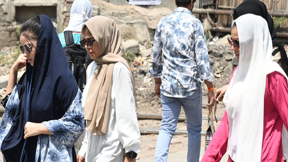 Weather Update: Wednesday Morning Proves to be Hottest of the Season; Humidity at 34% and Mercury at 32°C
