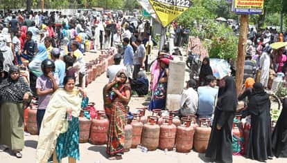 Kanpur Gas Crisis Differently abled man dragged women collapse in another uproar at Bhagwat Gas Agency