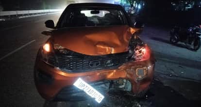 Auraiya  Car speeds down highway like a harbinger of death slams violently into stationary Bolero from behind