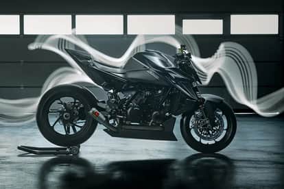 KTM Unveils 1390 Super Duke RR Track: 202 bhp Track-Only Beast, Limited to 100 Units Globally