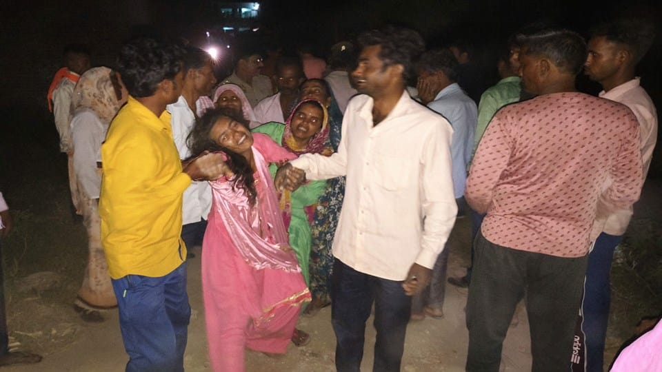 Kanth, a young woman beat her mother and brother to death using an iron rod and a stake