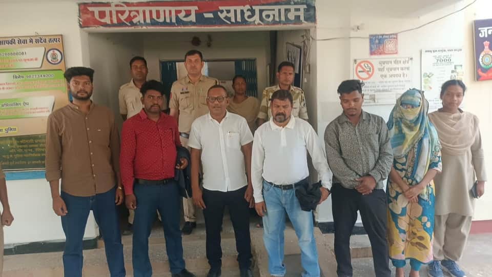 पुलिस की गिरफ्त में आरोपी