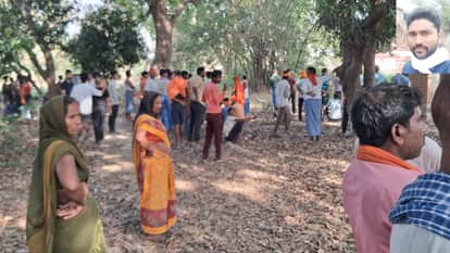 Body of Young Man Found Hanging from Tree After Leaving Home Family Searching for Previous Day