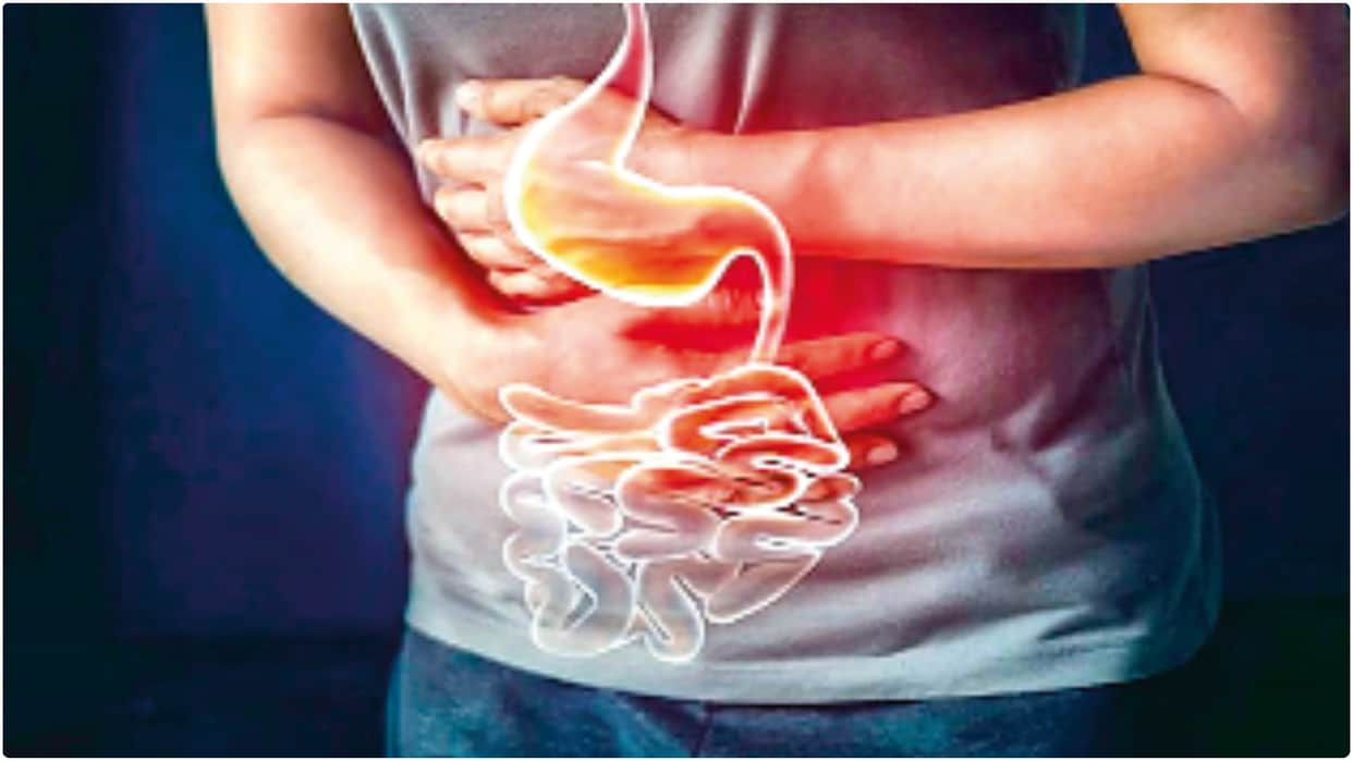gut imbalance autoimmune diseases fatigue bloating joint pain early signs