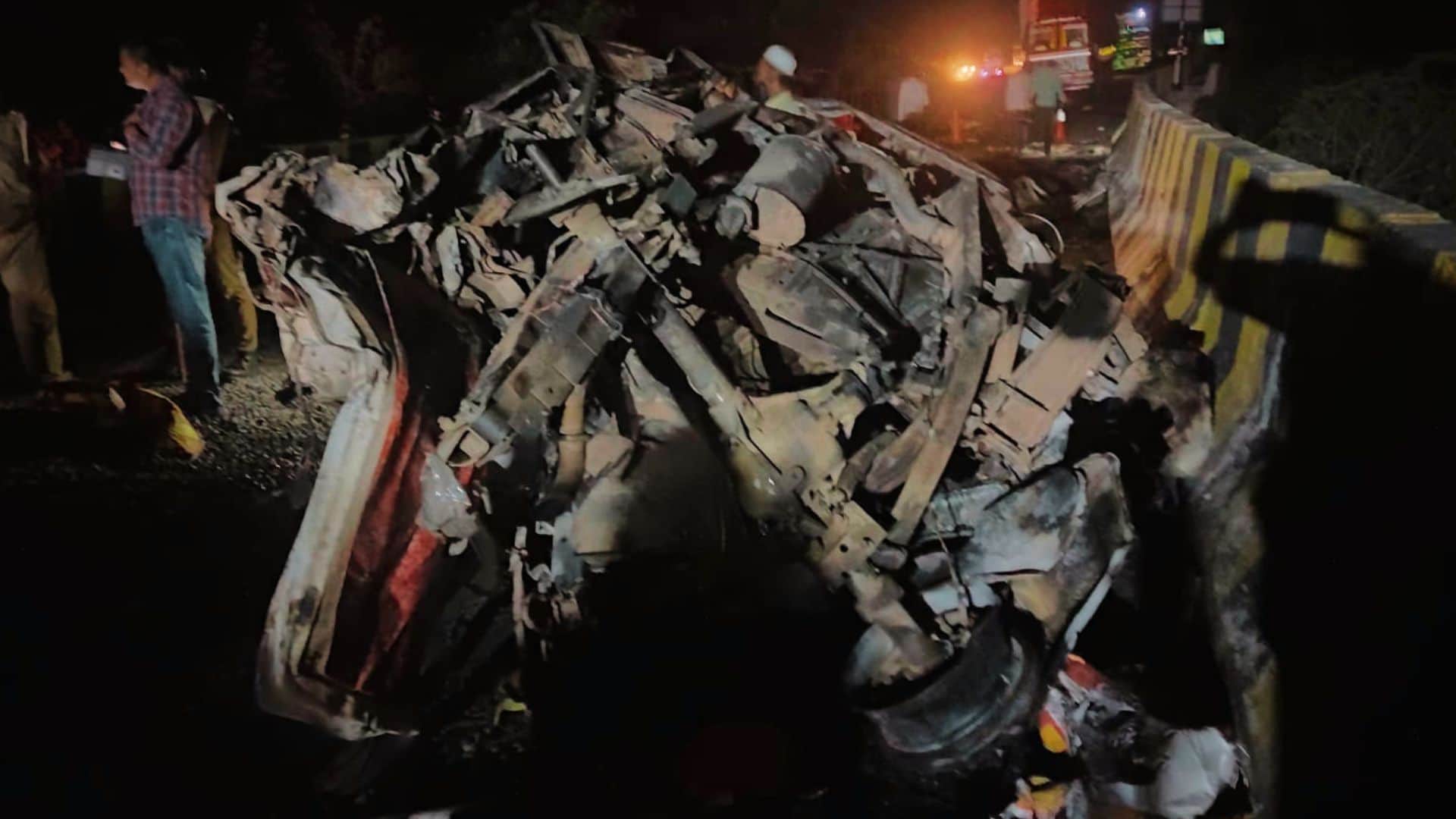 Post-mortem of 11 dead Bodies Screamed for 10 Minutes Inside Four Vehicles Even Bones Charred
