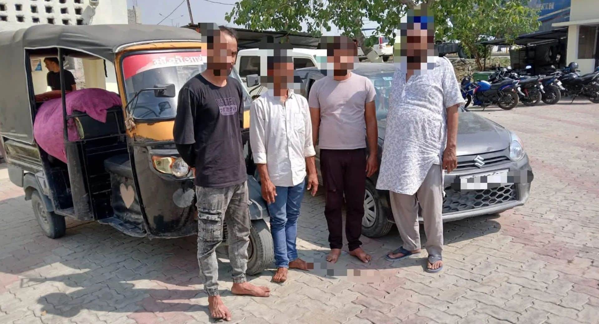 जब्त वाहनों के साथ गिरफ्तार डोडा तस्कर