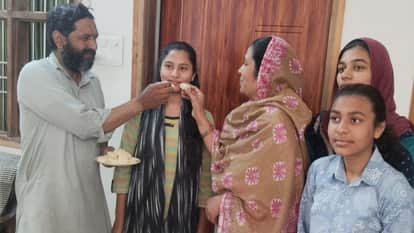 UP Board Result: Ayushi topped in 10th class in Saharanpur, fifth place in the state; Bushra topper in 12th