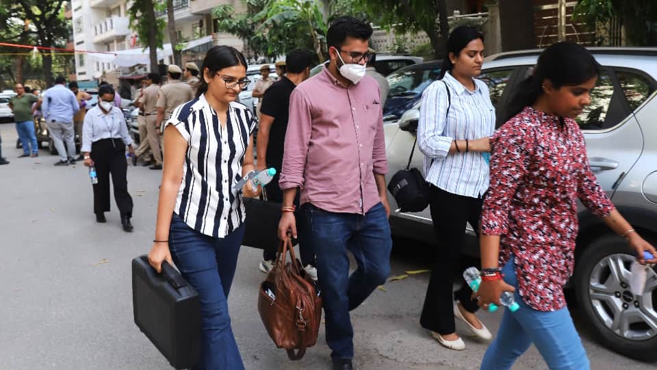 IRS officer daughter murder Accused enter house at 6:39 AM and 41 minutes crossed all limits of brutality