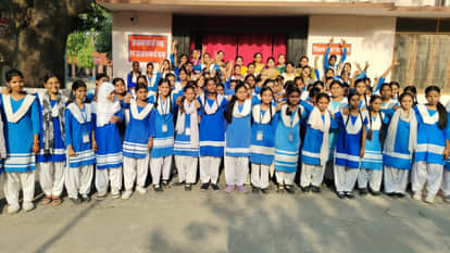 Girls outshine in UP Board results in Gorakhpur; Aastha tops Class 12 and Divya tops Class 10 district