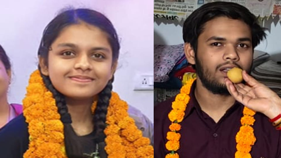 UP Board Result: Mansi tops High School, Vappa Rawal tops Intermediate in Chitrakoo