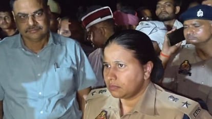 Road Accident in Mirzapur Bolero catches fire after colliding with trailer 11 dead