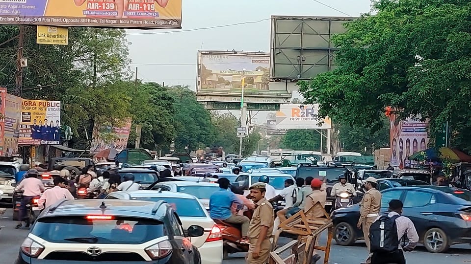 Parshuram Procession Triggers Massive Traffic Jam in Agra, Vehicles Crawl for Hours