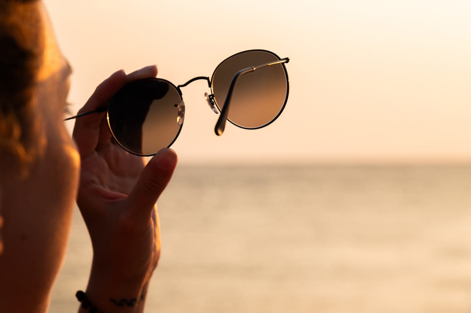 Summer Tips: What are the 4 things you should carry to beat the heat