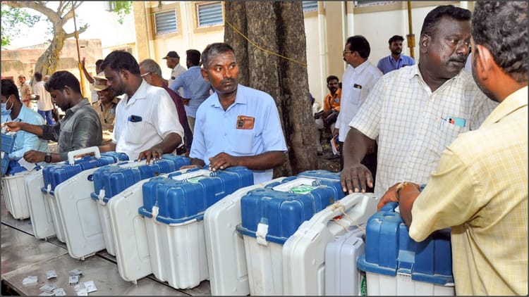 तमिलनाडु: 75 साल पुरानी DMK, 50 साल की AIADMK बनाम दो साल की TVK; 234 सीटों पर आज किसके साथ खड़ी होगी जनता