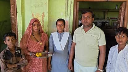 Vindesh tops Agra in UP Board 10th exam results