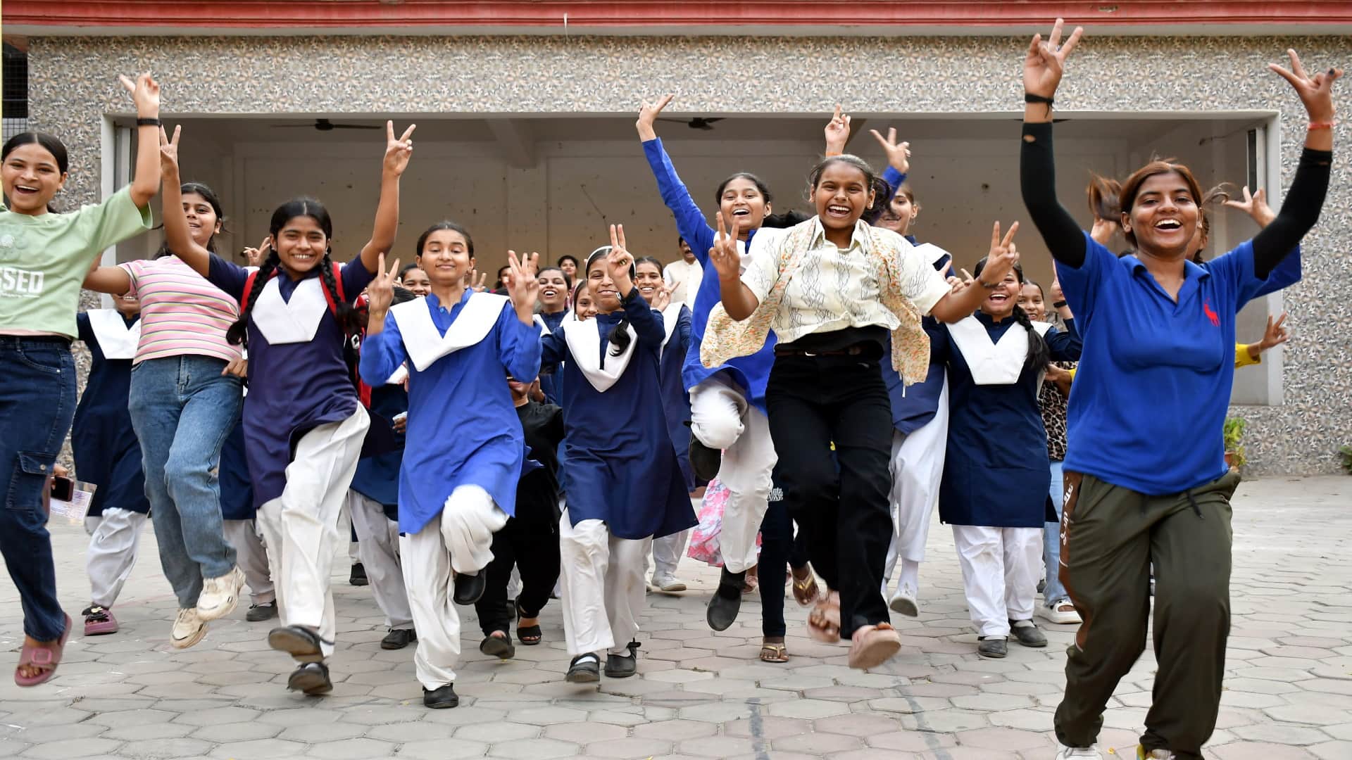 UP Board Result: In terms of success, Bhadohi district topped the state in high school and Lucknow district