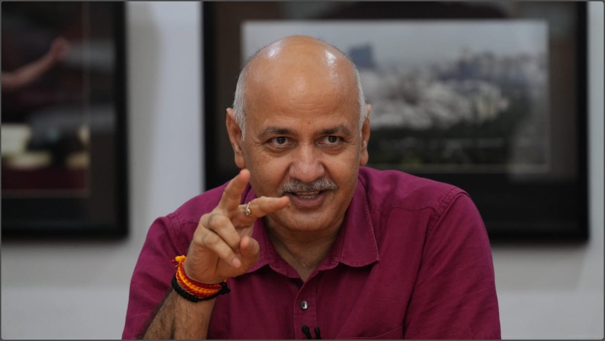 AAP strong alternative in Gujarat, will win Rajkot civic polls: Sisodia