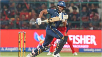 GT vs RCB Dream11 Prediction Playing XI Captain Vice-Captain Players List News in Hindi