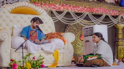 Hanumant Katha Prayagraj: Baba Bageshwar said – like Hanuman ji, we will have to blow the trumpet against