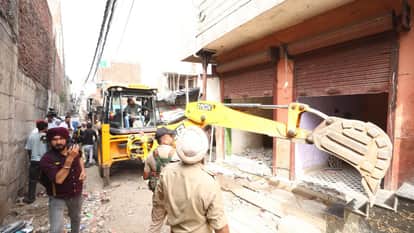 Bulldozers run on three houses of drug dealers Monica and Bhallo