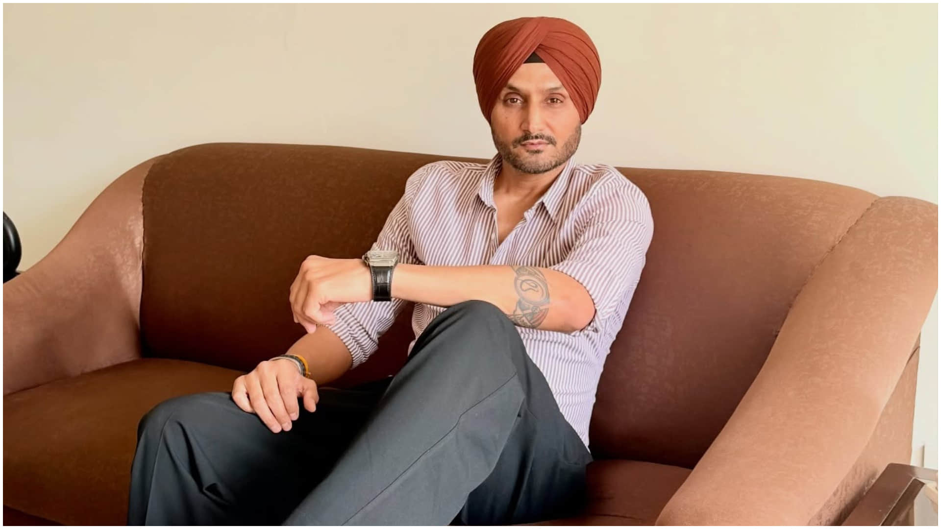 Harbhajan Singh left aap with raghav chadha details of bhajji and his wife geeta basra networth