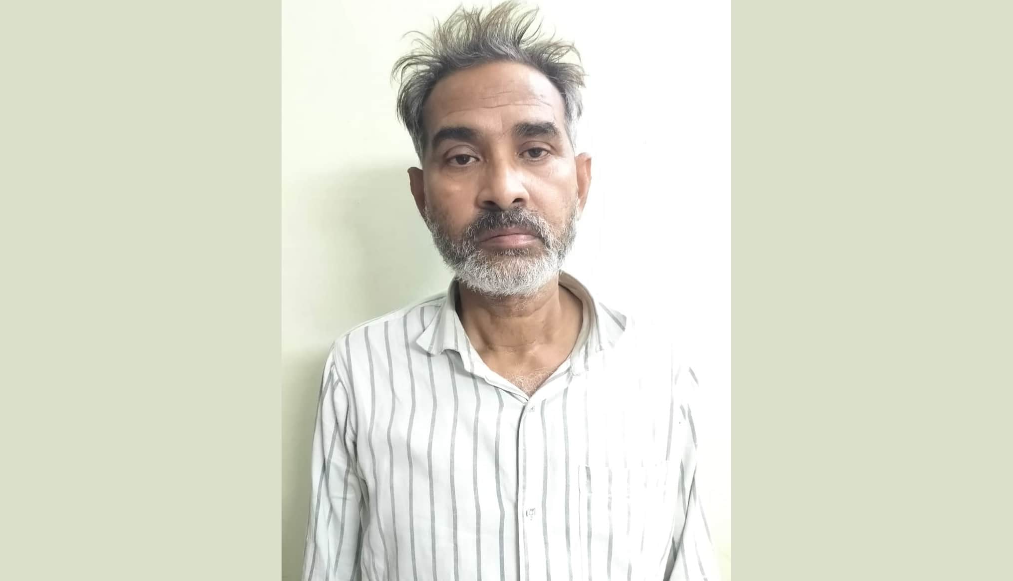 पुलिस की गिरफ्त में आरोपी