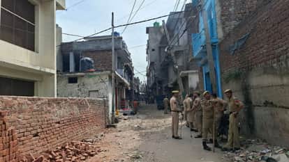 Bulldozers run on three houses of drug dealers Monica and Bhallo