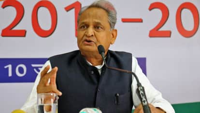 ex cm Ashok Gehlot political attack Shivratna funeral said Ganga is flowing in opposite direction in rajasthan