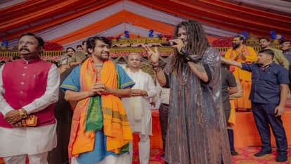 Hanumant Katha Prayagraj: Baba Bageshwar said – like Hanuman ji, we will have to blow the trumpet against