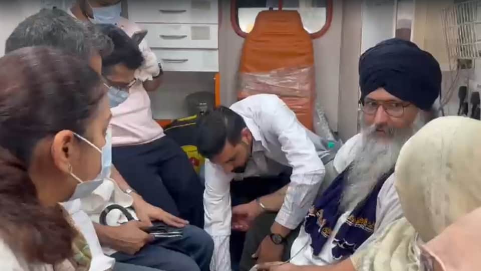 Patiala Gurjit Khalsa Climbs Down from 400 Foot High Telecom Tower Sacrilege Law