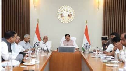 MP News: Government's big focus on dairy sector, target of connecting 26 thousand villages and collecting 52