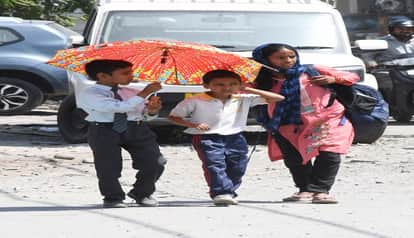 School holidays in the scorching heat raise concerns among parents