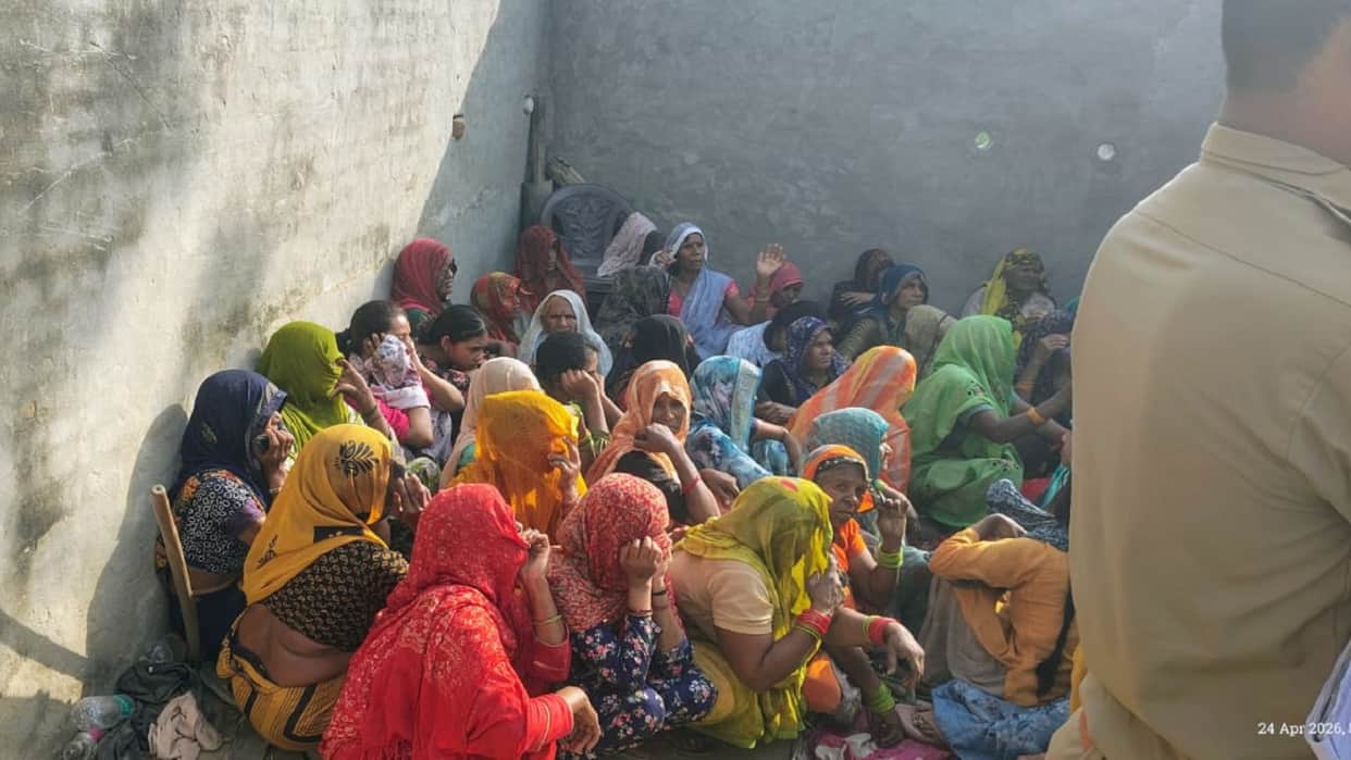 Young man commits suicide by hanging himself on his tubewell in Bulandshahr