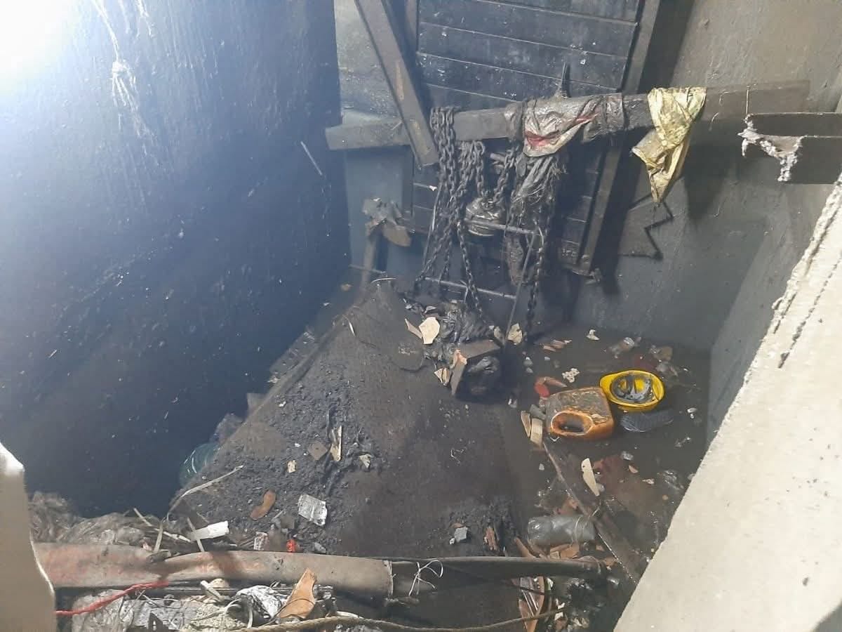 Six tourists were injured after a lift fell inside a hotel in Hyderpora, Srinagar