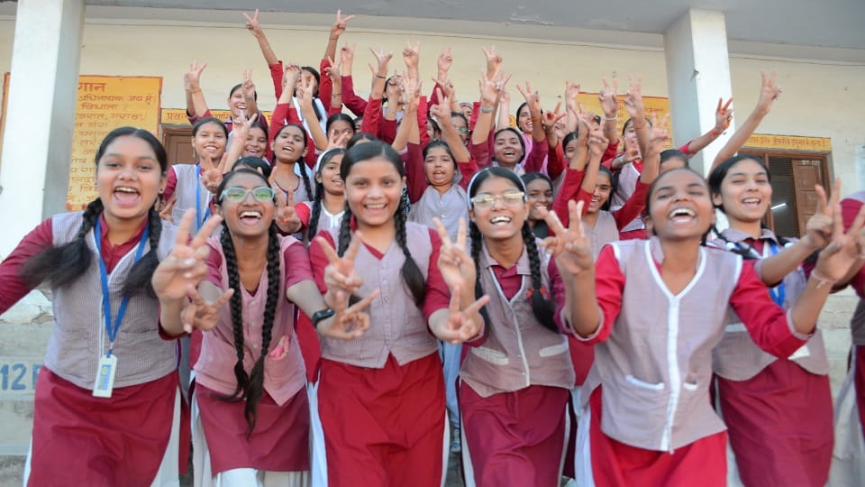 Agra Breaks 10-Year Record: 95.40 Percent Pass in High School Result Yet Slips to Second Rank in UP