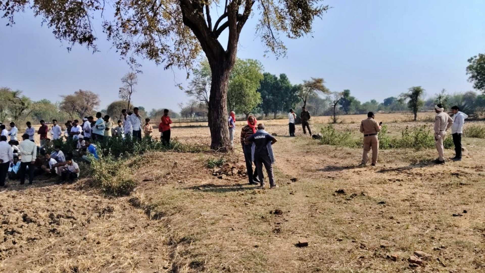Chhatarpur Suspicious Death Body Exhumed After 34 Days Postmortem Begins After Appeal to SP DGP