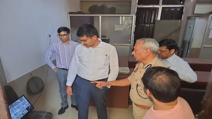 Home Guard Recruitment Exam Begins in Agra: 75,000 Candidates, Tight Security at 28 Centers