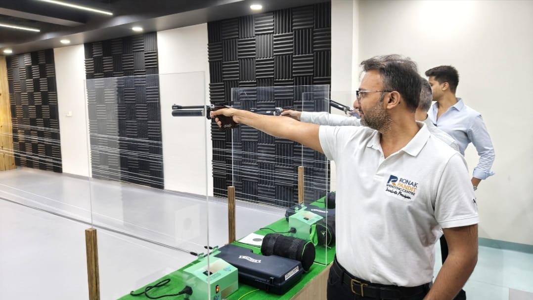 Indore News Olympic coach Ronak Pandit aims for shooting medals in Los Olympics