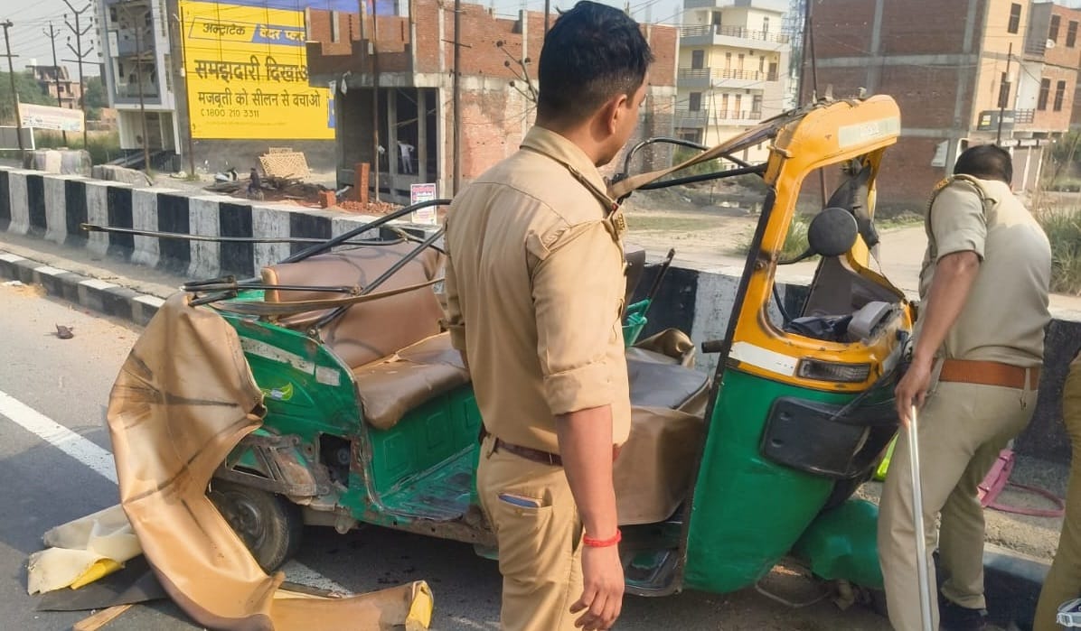 Kanpur Auto rickshaw crashes into stationary dumper on NH 19 two dead and three critically injured
