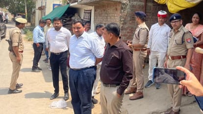 Katariya Village Incident Rahul and Akhilesh Raise Questions Over Event Declares BJP Vulture Party Security