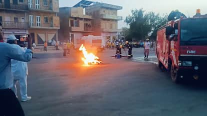 Blackout drills in eight districts of Rajasthan Power outages last 10-15 minutes rescue teams arrive sirens s