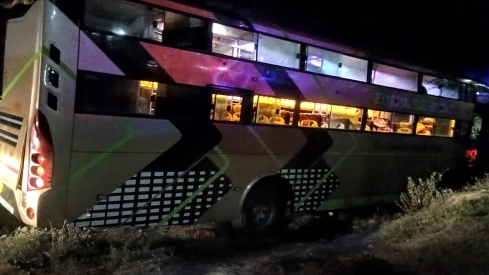 UP: Bus Swerves Repeatedly Between Rampur and Moradabad; Lives of 150 Passengers at Risk