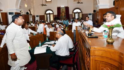 Prayagraj Municipal Corporation: Birth-death certificate will be made in a week, resolution passed