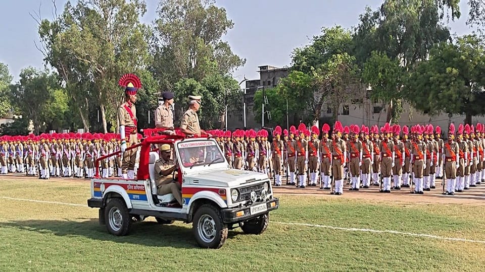UP Police Before the passing out parade 15 youths left  police jobs resigned