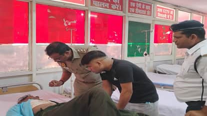 Traffic Inspector Saves Elderly Woman After Accident in Firozabad